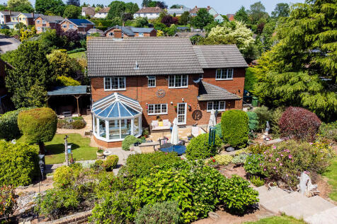 How Caple Avenue-...