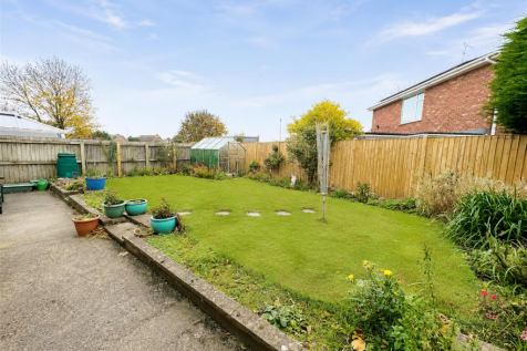 REAR GARDEN.png