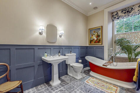 100-print-46 St V...