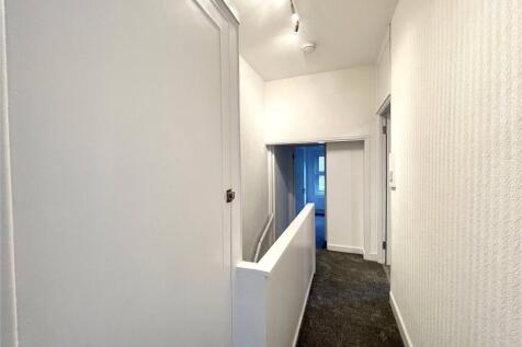 Hallway.jpg