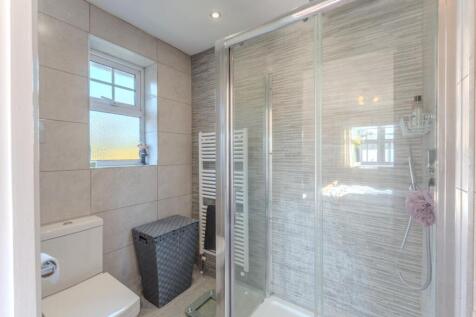 WhatsApp Image 2025-10-29 at 09.44.52.jpeg