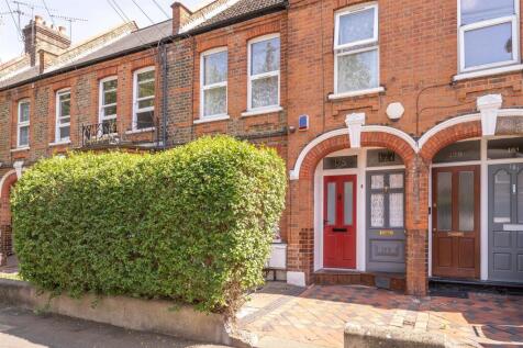 Winns Avenue, E17