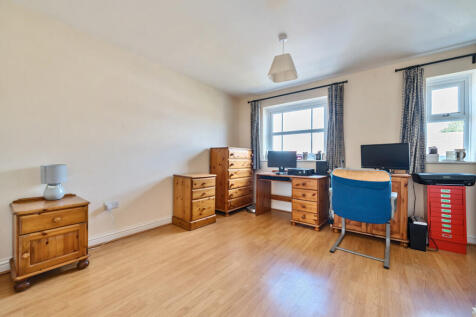 1313759-8-685980e...