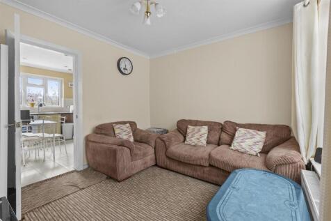 60 Underwood Rd, HP13 6YB-4.jpg