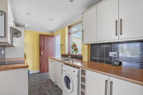 92 auchmannoch ave (3).jpg