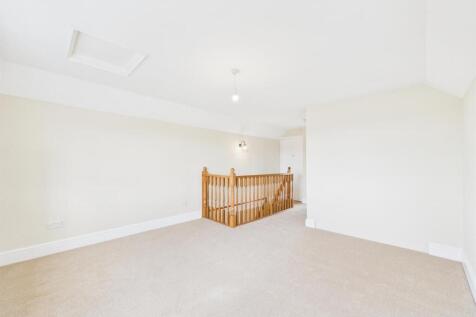 Bedroom: