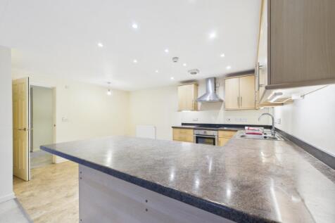 CAM01721G0-PR0107-STILL002