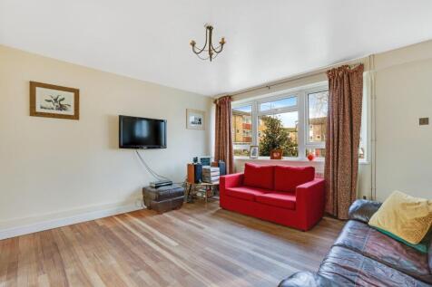 08-7758JHPropWorld - 6 Thakeham Close - 1.jpg