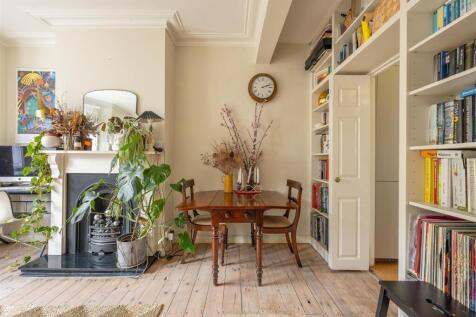 Ramsay Road E7
