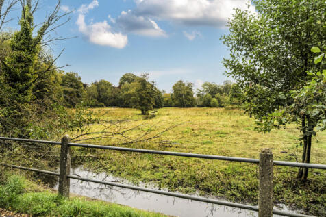 1354320-5-68caba7...