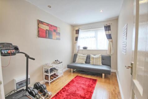 PLAYROOM/HOME OFFICE