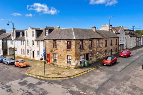 Avenue Square, Stewarton external pic