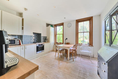 1349653-39-68bed6...