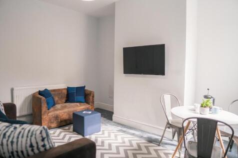 5 Bedroom House in CH1 4AF