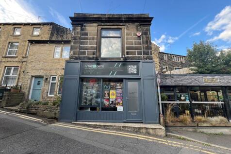 Shop to rent in holmfirth