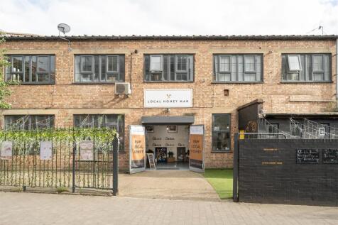 Sutherland Path Road, E17