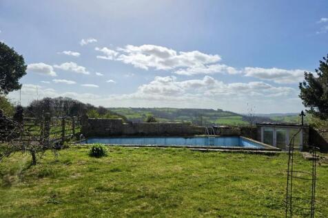 Swimming pool 1.jpeg