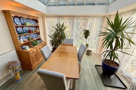 Kitchen/Garden Room