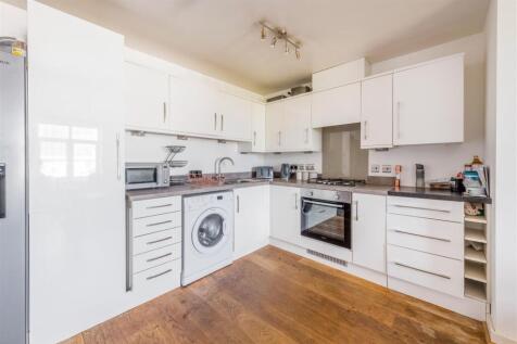 Flat 3, Newick Road-3.jpg