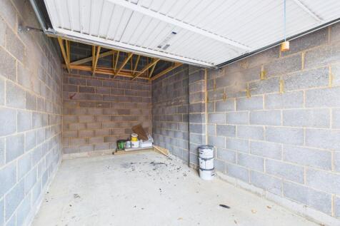 CAM01909G0-PR0430-STILL023