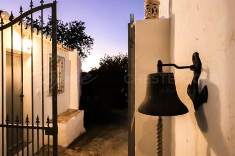 Almancil Fully Renovated 5 Bed Villa For Sale (15)