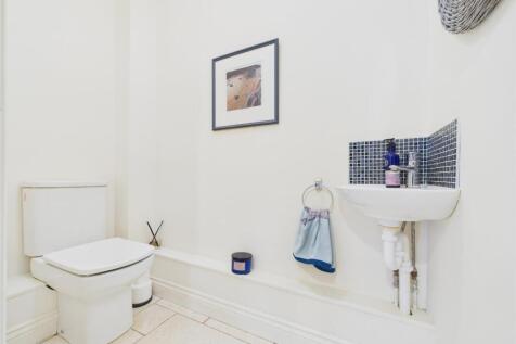 CLOAKROOM/WC