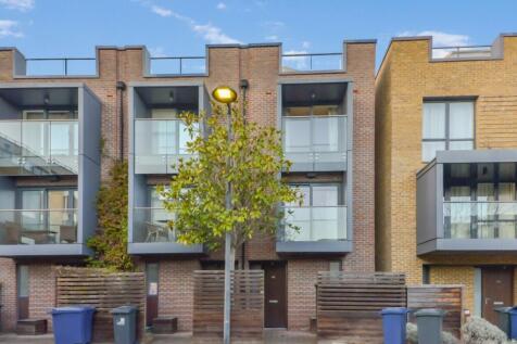 Bromyard Avenue