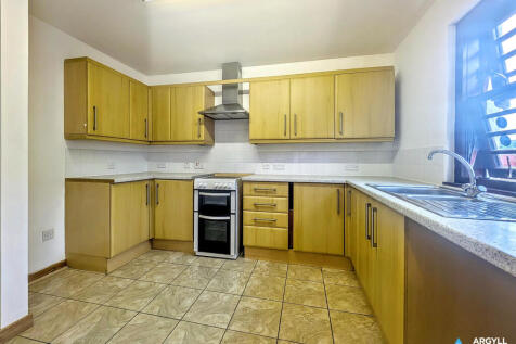 2 Bedroom House in PA22 3AF