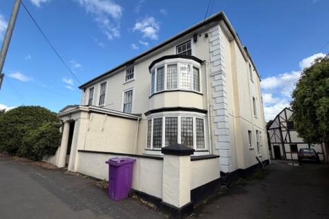 1 Bedroom Flat in WV6 9LW