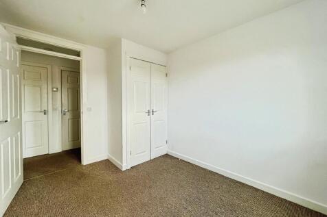 ddba2acf-bedroom ...