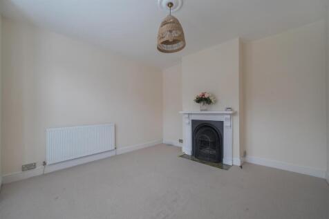 Sitting Room (2).jpg