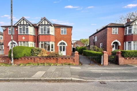132 Kings Road, Old Trafford, Stretford, Manchester M16 9NZ
