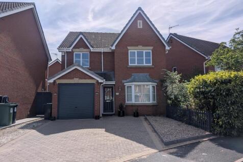 4 Bedroom Detached in WR4 0RJ