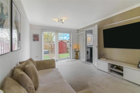 Living/Dining Area