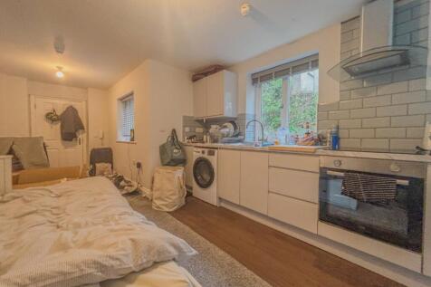 Kitchen/Studio