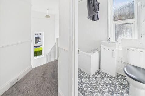 CAM02089G0-PR0460...