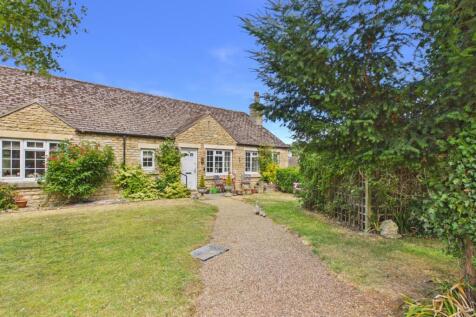 EweMove - Stamford - Tixover - Front of House