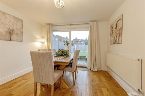 Reception Room-4.jpg