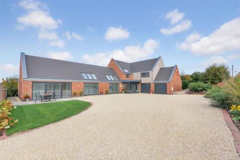 Serendipity, Station Road, Ibstock