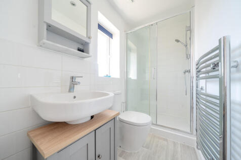 En Suite Shower Room