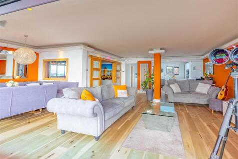 Lounge/Diner