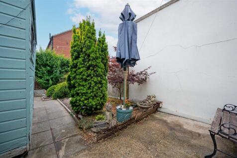 Rear garden.jpg