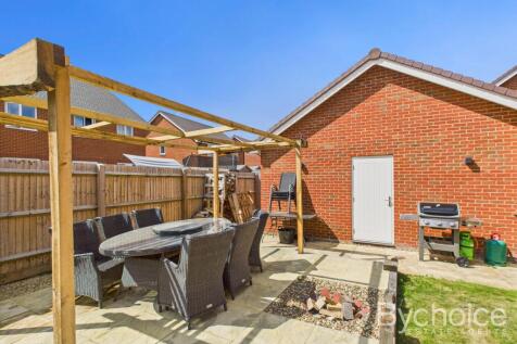 CAM05449G0-PR0025-STILL013