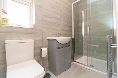 Shower room .jpg