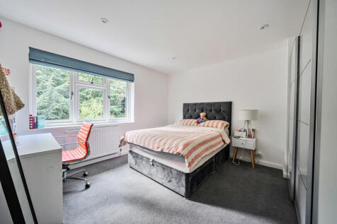 1344696-16-68bad1...