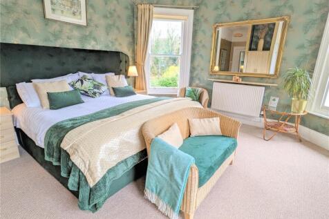 Carisbrooke Suite