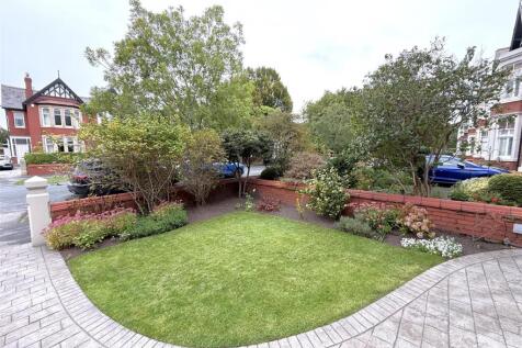Front Garden.jpg