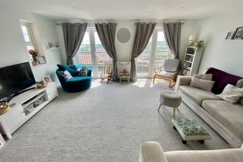 Bramleys Estate Agents - Whitley Road - Dewsbury (