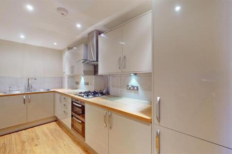 Longden Coleham 39, Flat 6 Kitchen.jpg
