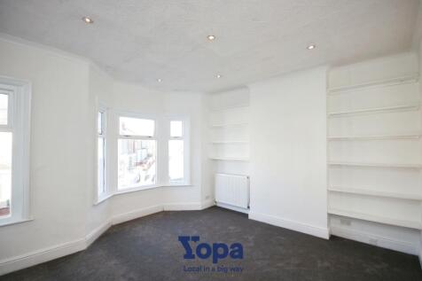 Master 20Bedroom.JPG